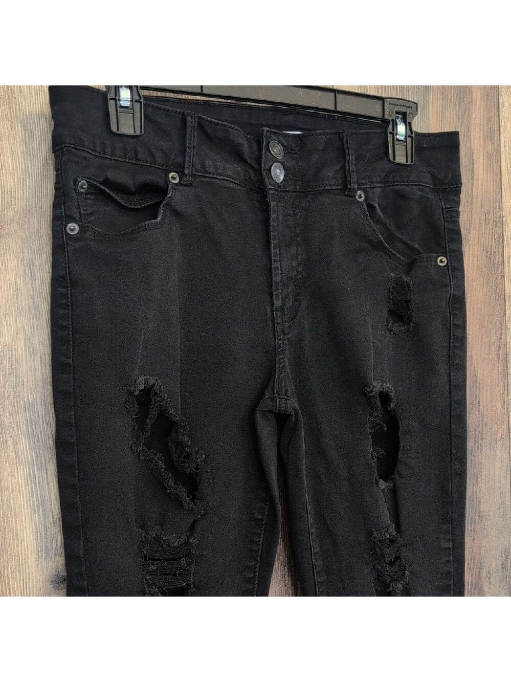 Rue21 Black Distressed Destroyed Crop Skinny Jeans 11            801B